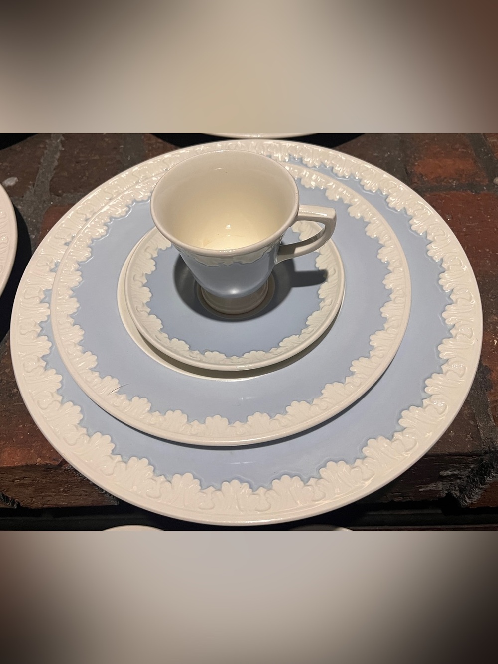 Wedgwood Queens Ware Albion Corinthian Blue One Place Setting
